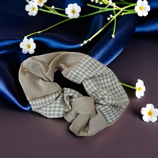 Checkered brown scrunchie
